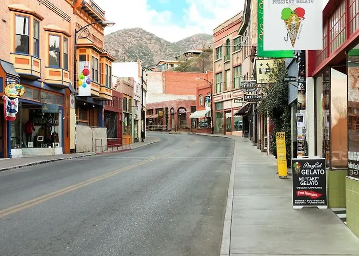 The Signature Queen With Mountain Views Hotel Bisbee